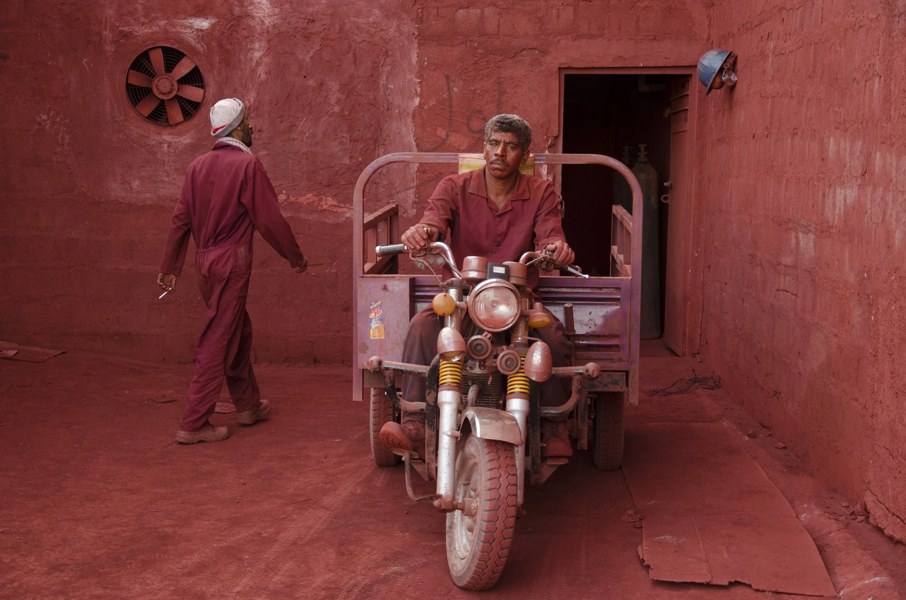 Ali Hashem Daily Work photo 11 by Mehdi Nazeri