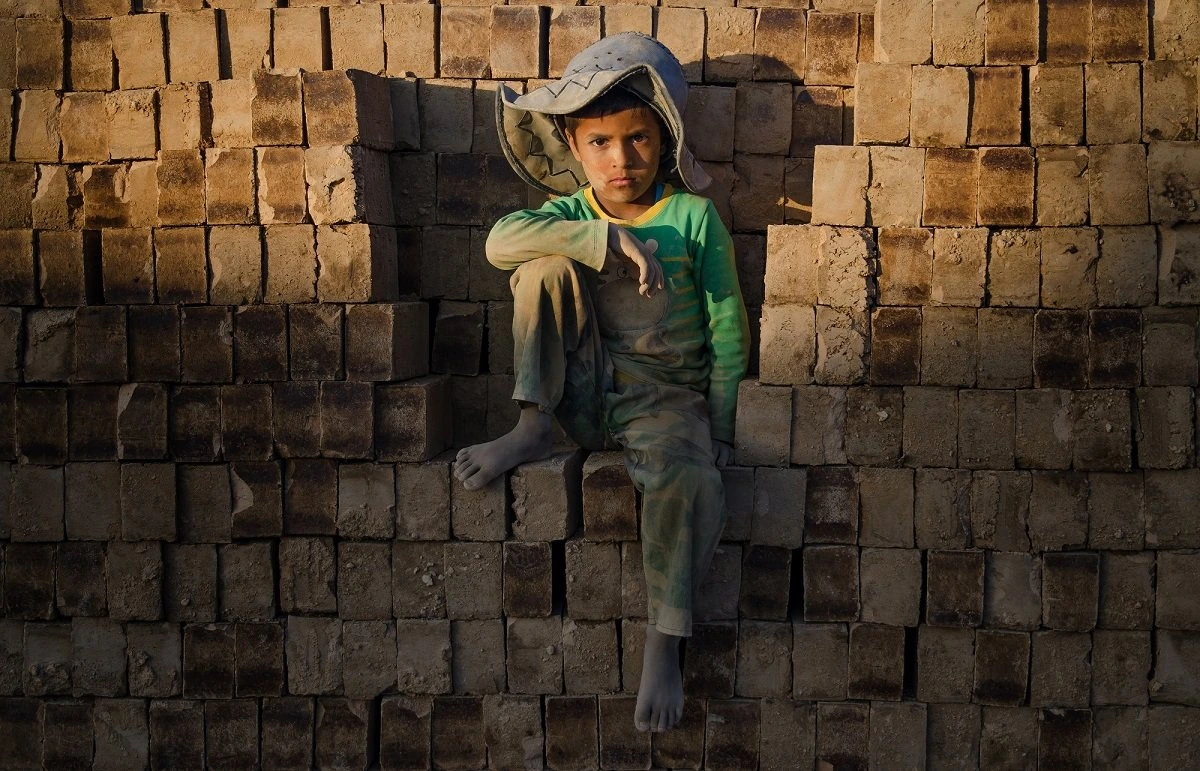 Suffering, Brick photo 3 by Mehdi Nazeri